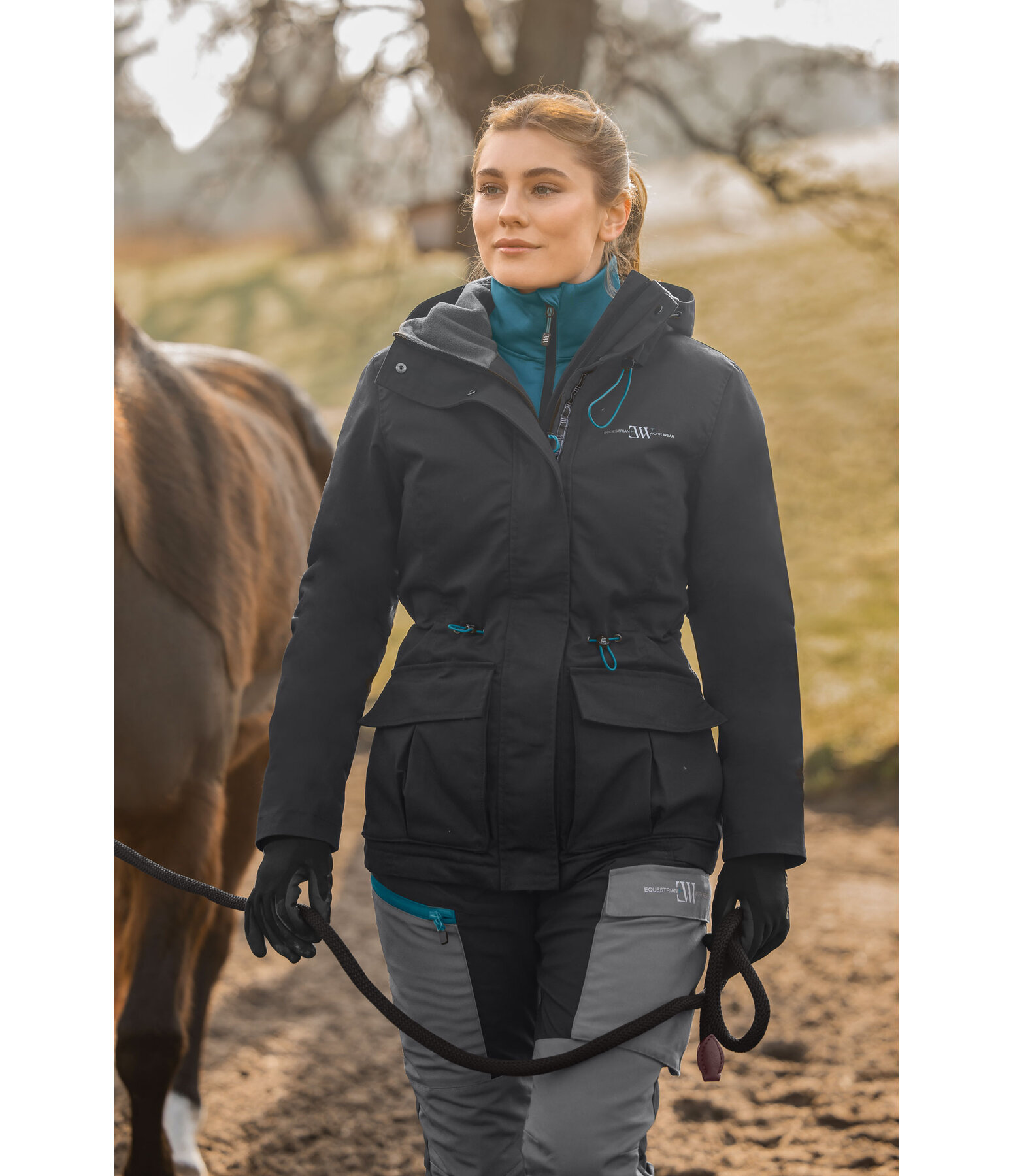   Outdoor-Kapuzenjacke  